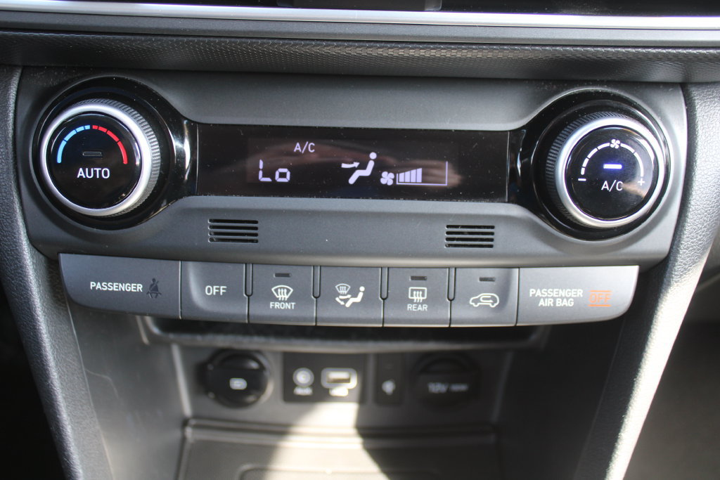Used 2019 Hyundai Kona Ultimate FWD image 38