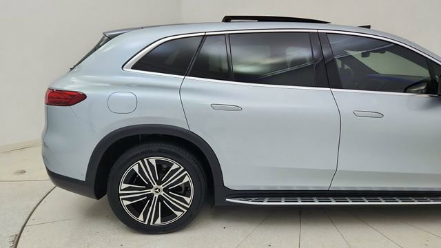 Used 2023 Mercedes-Benz EQS 450+ SUV image 12
