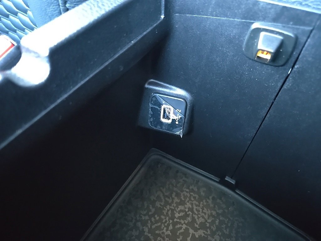 Used 2024 Jeep Wrangler Sport image 75