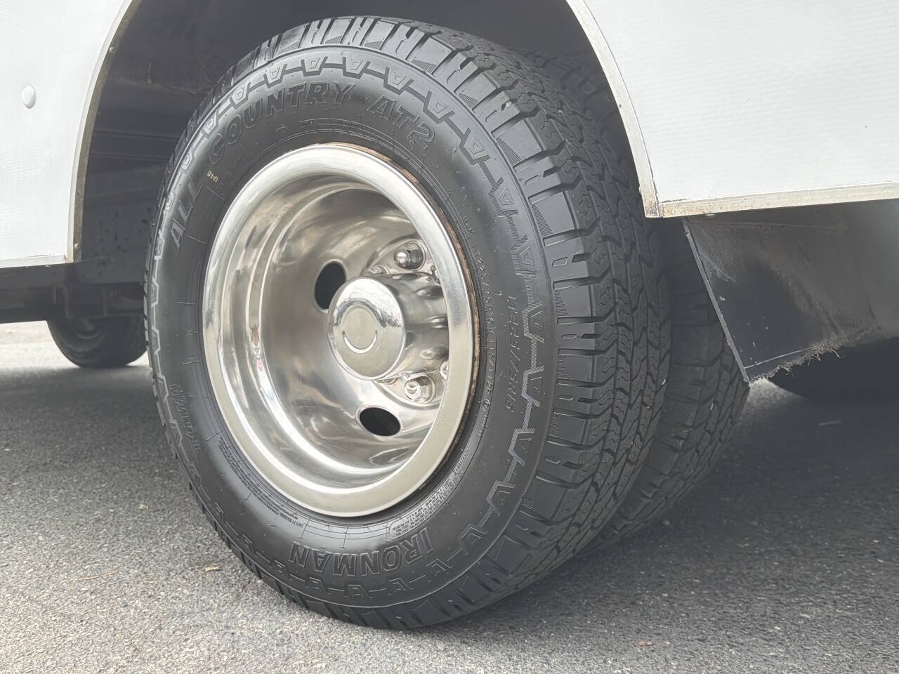 Used 2013 Ford E-350 and Econoline 350 Super Duty RWD image 5