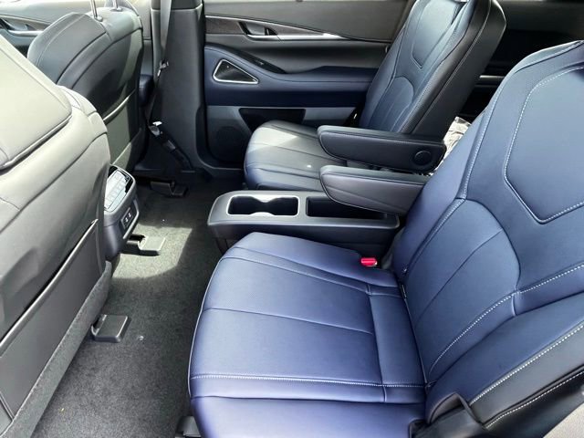 New 2026 INFINITI QX60 Sport w/ Dark Cargo Package image 27