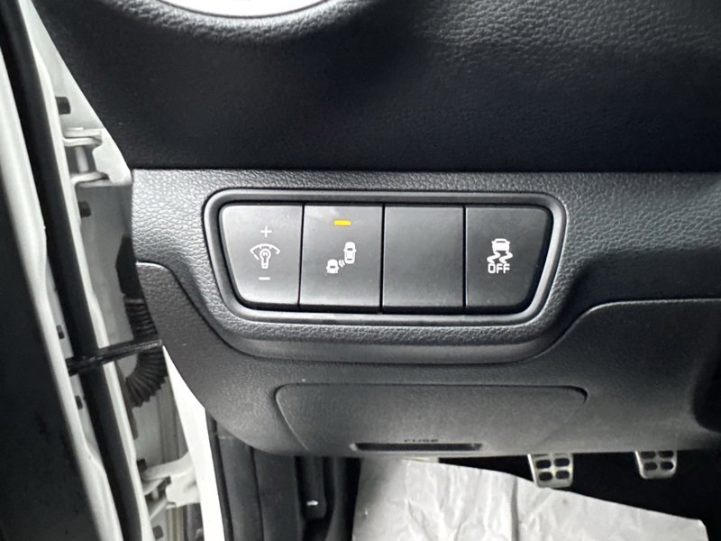 Used 2022 Kia Forte GT image 22