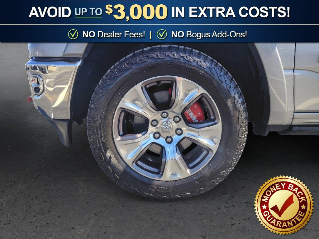 Used 2019 RAM 1500 Laramie AWD/4WD image 13