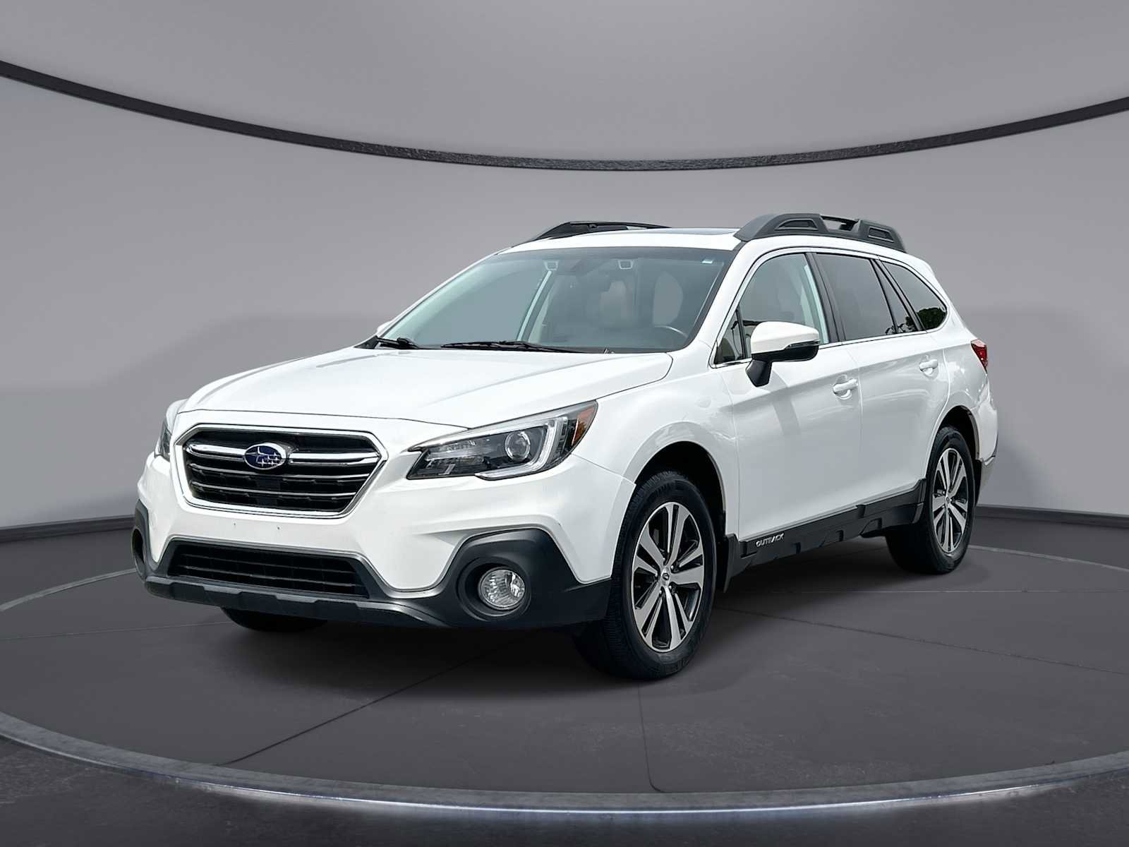 Used 2019 Subaru Outback 2.5i Limited w/ Popular Package #2 AWD/4WD image 1