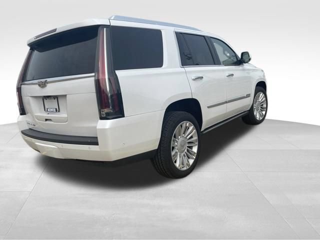 Used 2020 Cadillac Escalade Platinum RWD image 8