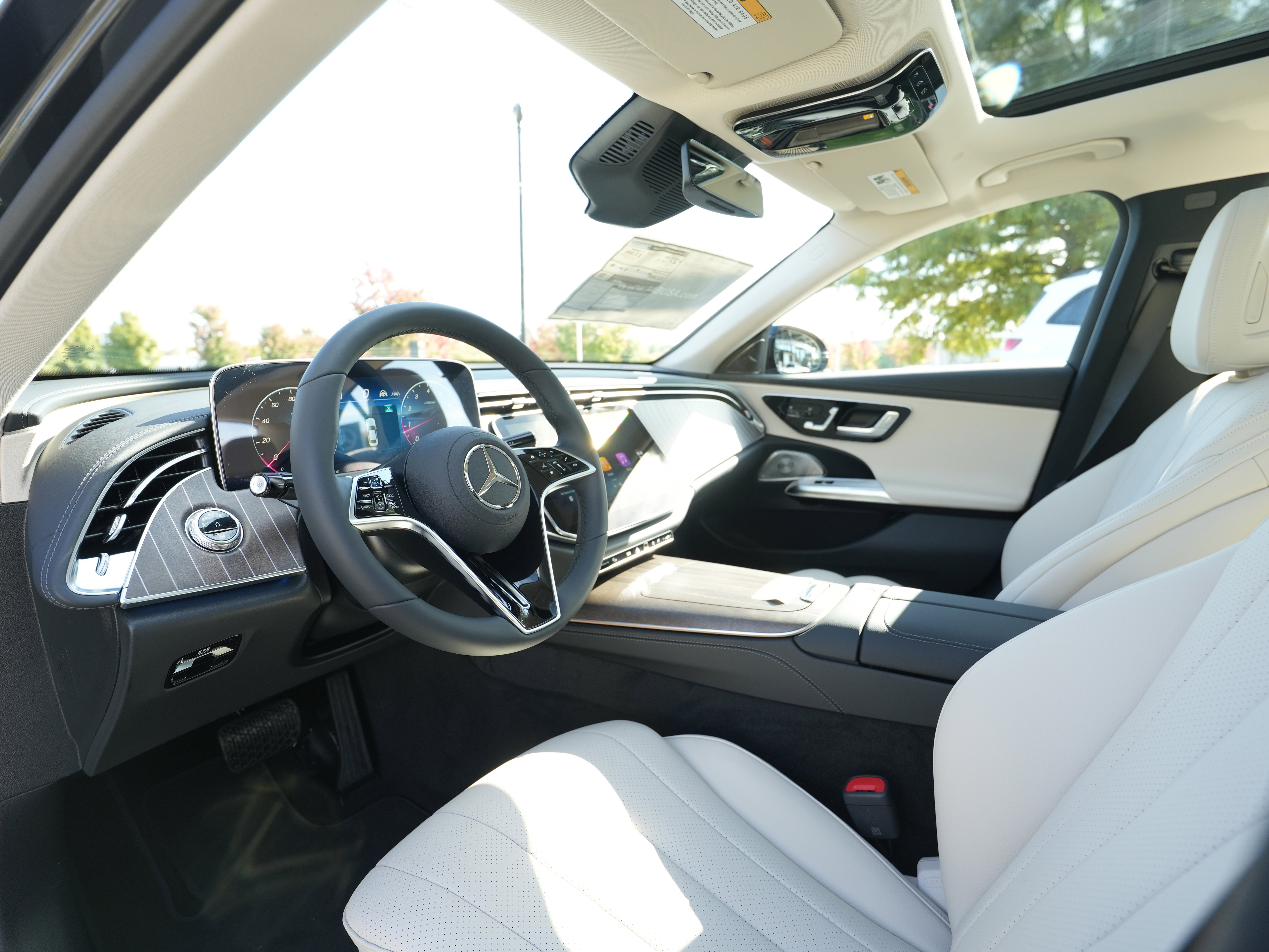 New 2026 Mercedes-Benz E 350 4MATIC Sedan image 35