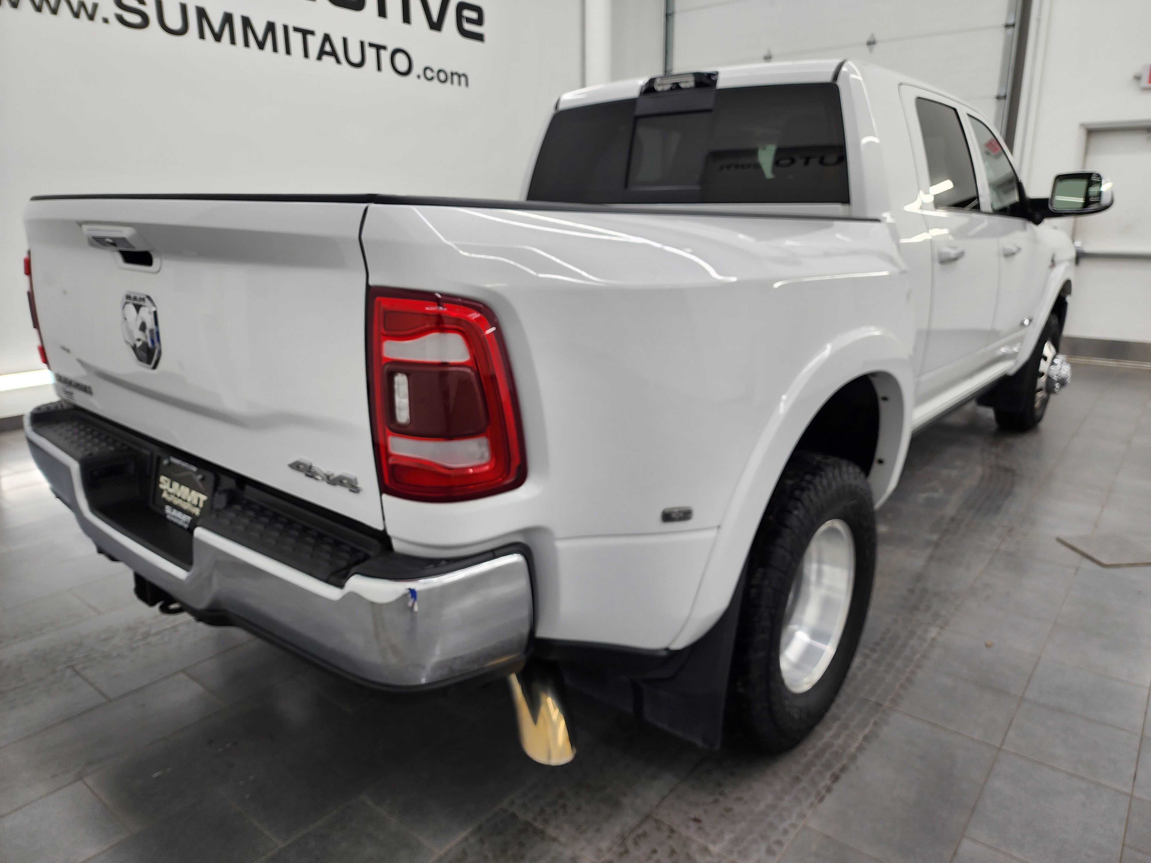 Used 2021 RAM 3500 Laramie image 4