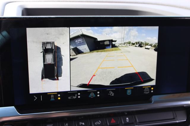 Used 2024 Chevrolet Silverado 3500 High Country w/ High Country Premium Package image 24