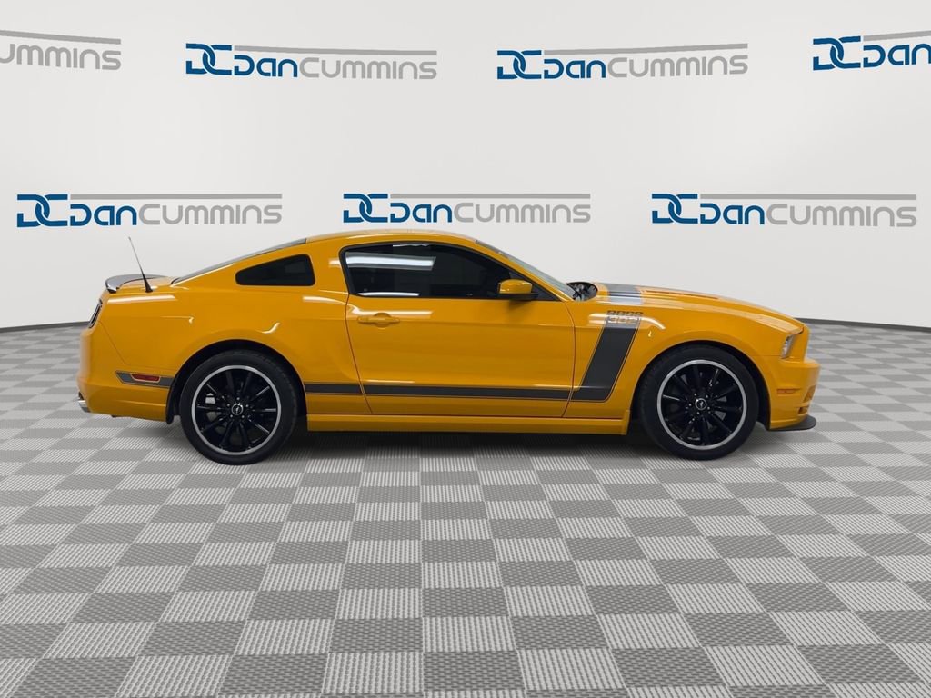Used 2013 Ford Mustang Boss 302 w/ Boss 302 Accessory Pkg RWD image 9