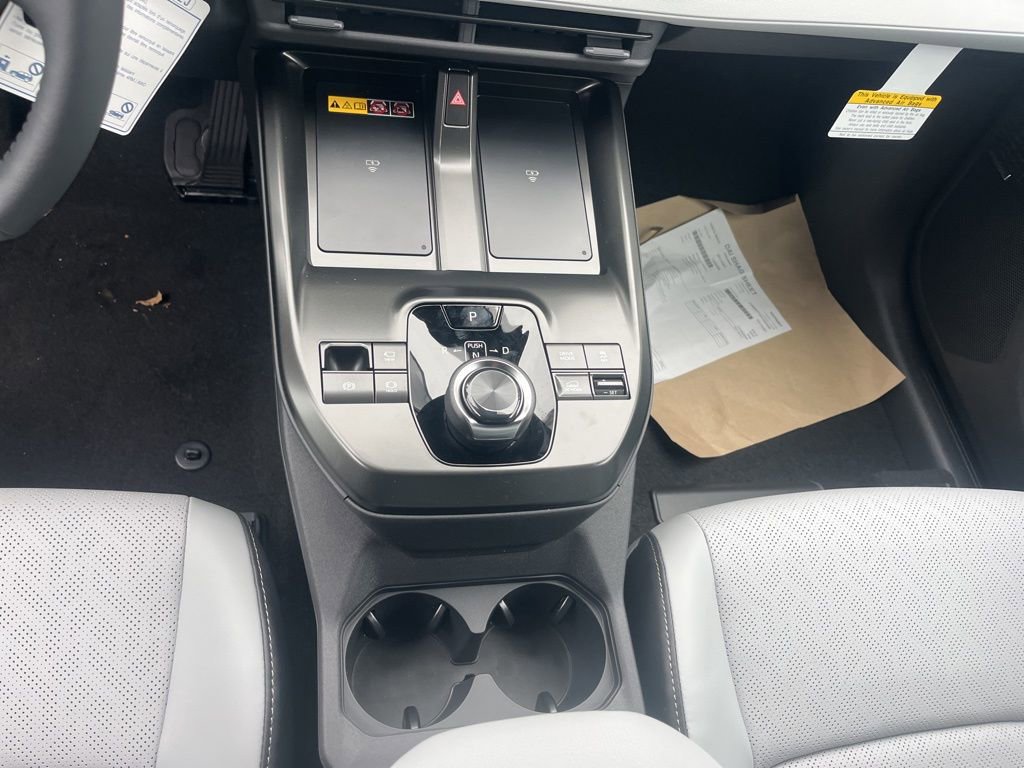 New 2026 Subaru Solterra Limited image 8