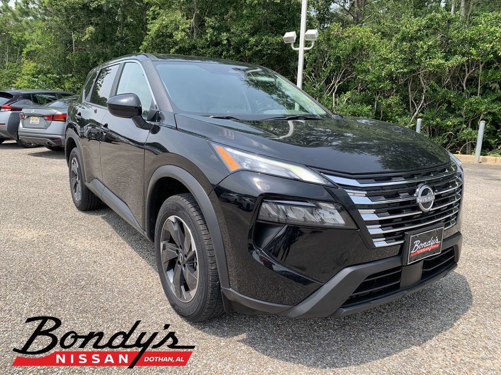 Used 2025 Nissan Rogue SV