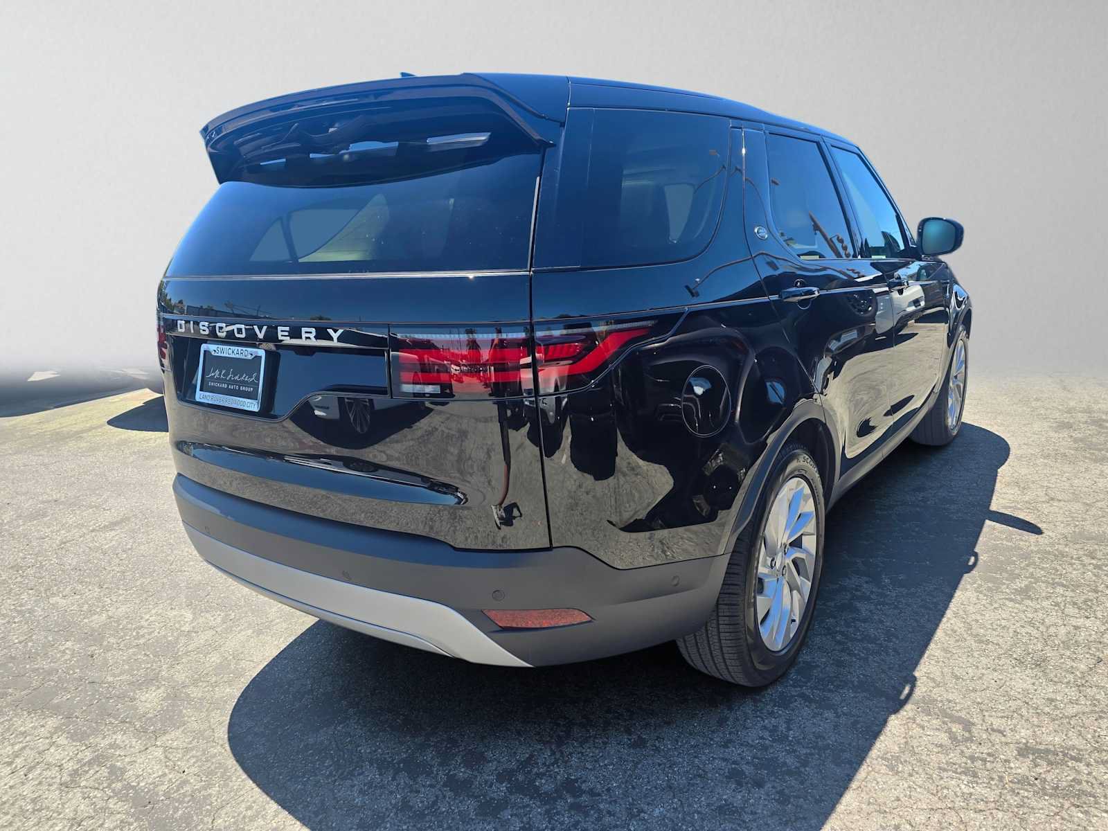 New 2026 Land Rover Discovery S AWD/4WD image 5