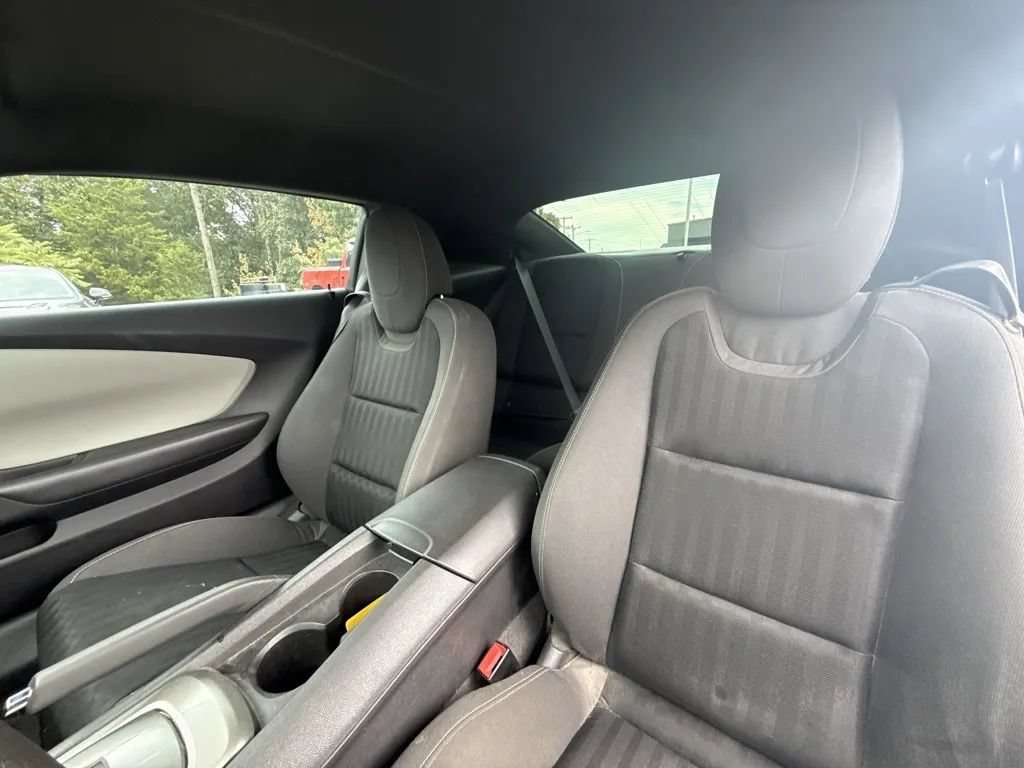 Used 2015 Chevrolet Camaro LS RWD image 8