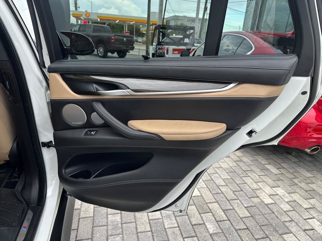 Used 2017 BMW X5 M AWD/4WD image 35