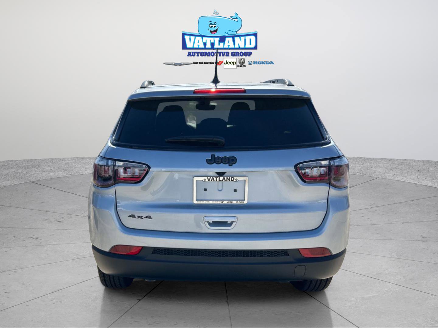 New 2026 Jeep Compass Latitude image 4