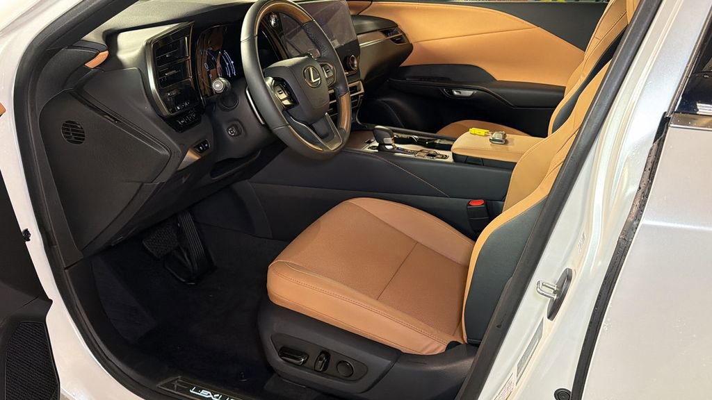 Certified 2024 Lexus RX 350 Premium w/ Accessory Package (K3) image 22