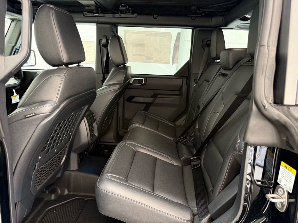 New 2025 Ford Bronco Big Bend w/ Black Diamond Package AWD/4WD image 18