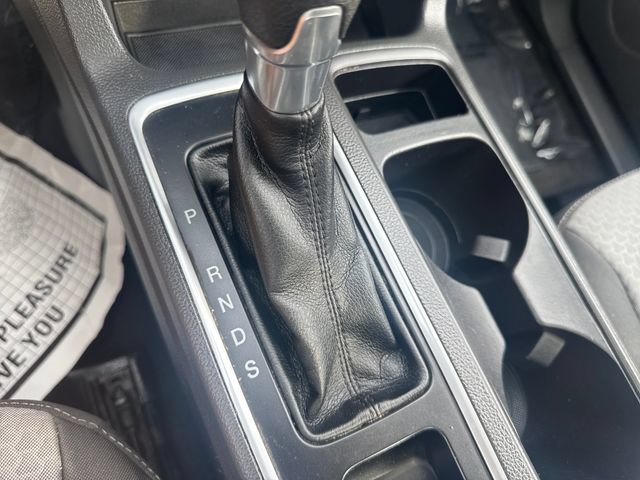 Used 2017 Ford Escape SE w/ Equipment Group 201A AWD/4WD image 22