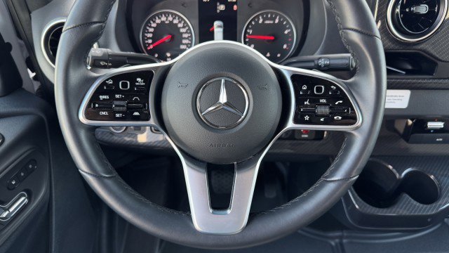 Used 2021 Mercedes-Benz Sprinter 3500 image 29