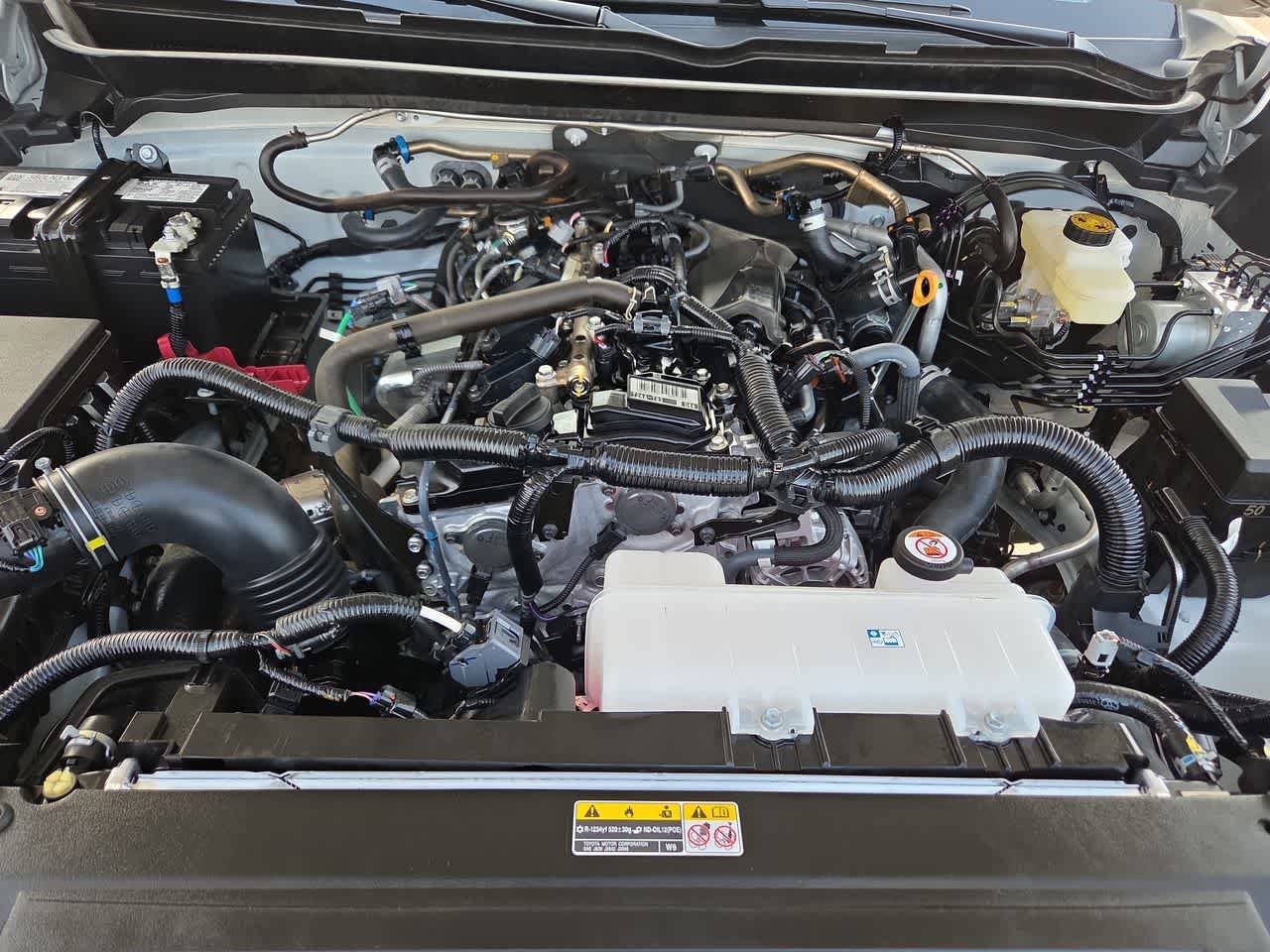 Certified 2025 Toyota Tacoma SR w/ Towing Package AWD/4WD image 13