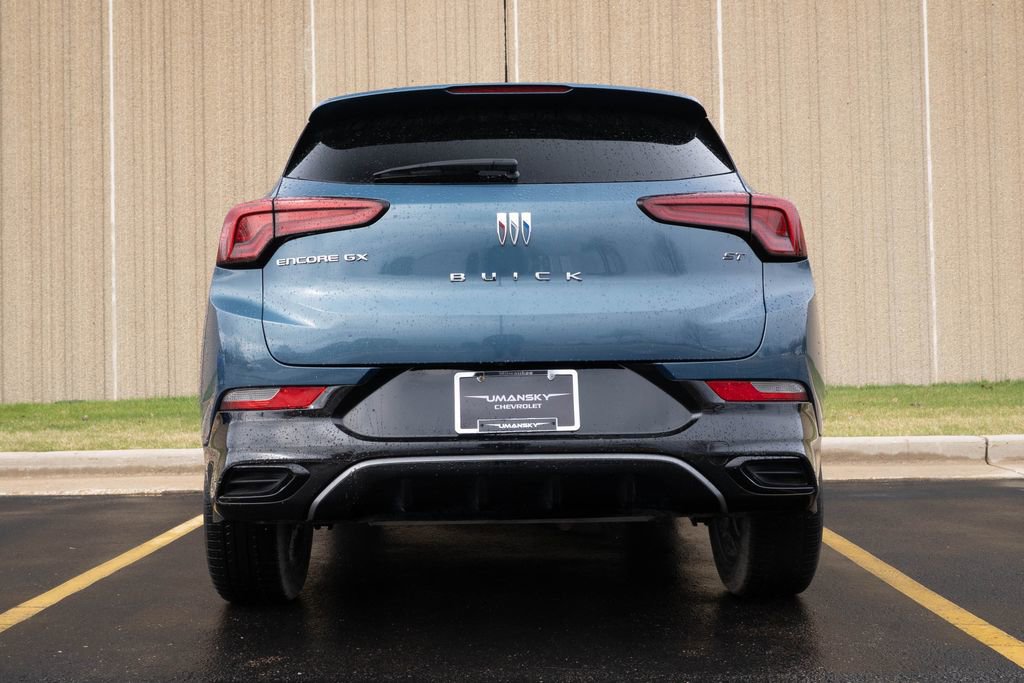 Used 2024 Buick Encore GX Sport Touring image 8
