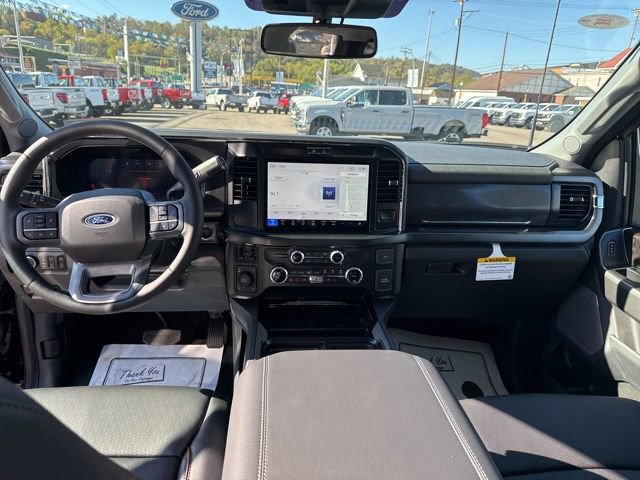 New 2026 Ford F250 Lariat w/ FX4 Off-Road Package image 24