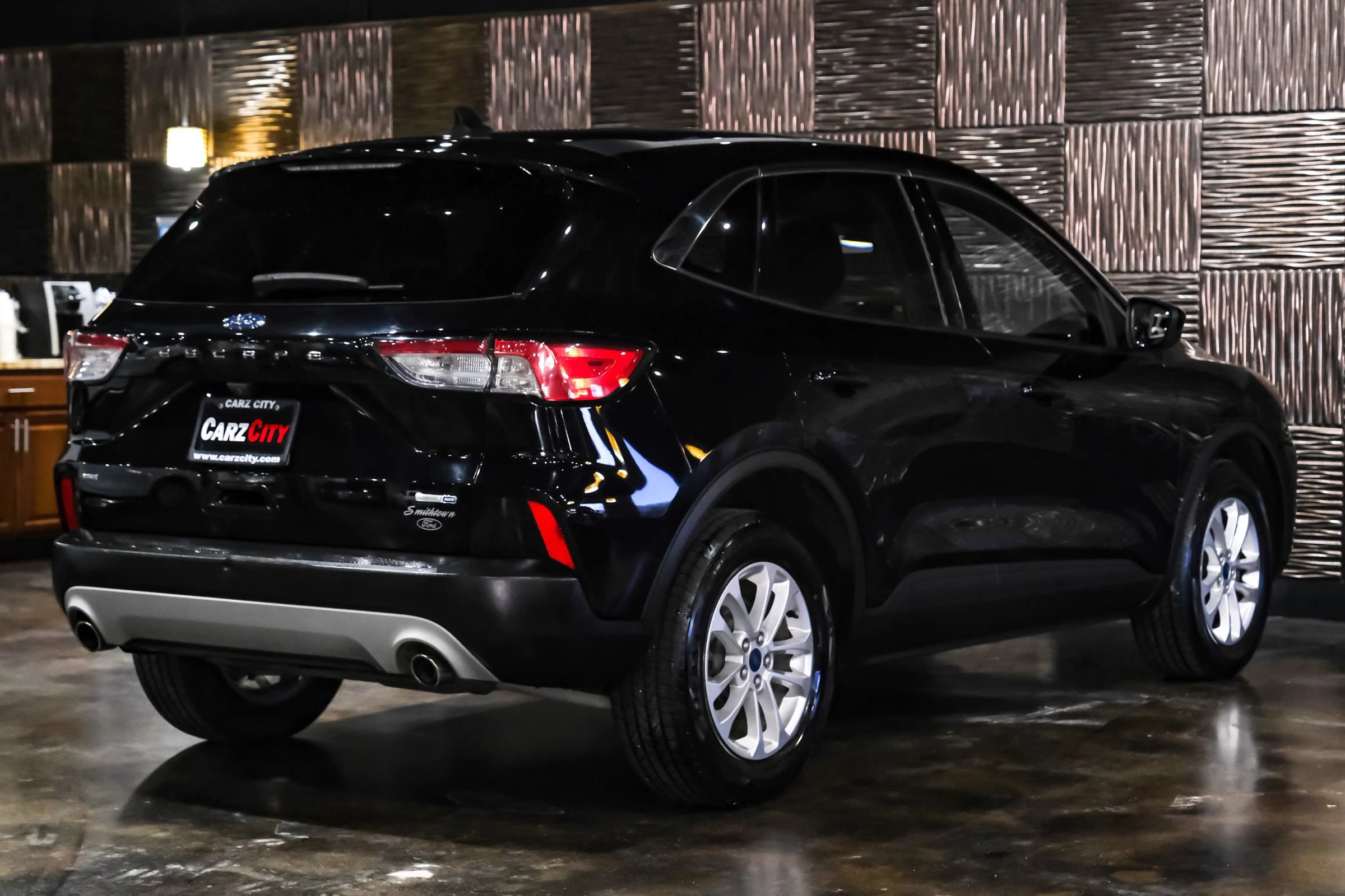 Used 2020 Ford Escape SE AWD/4WD image 9