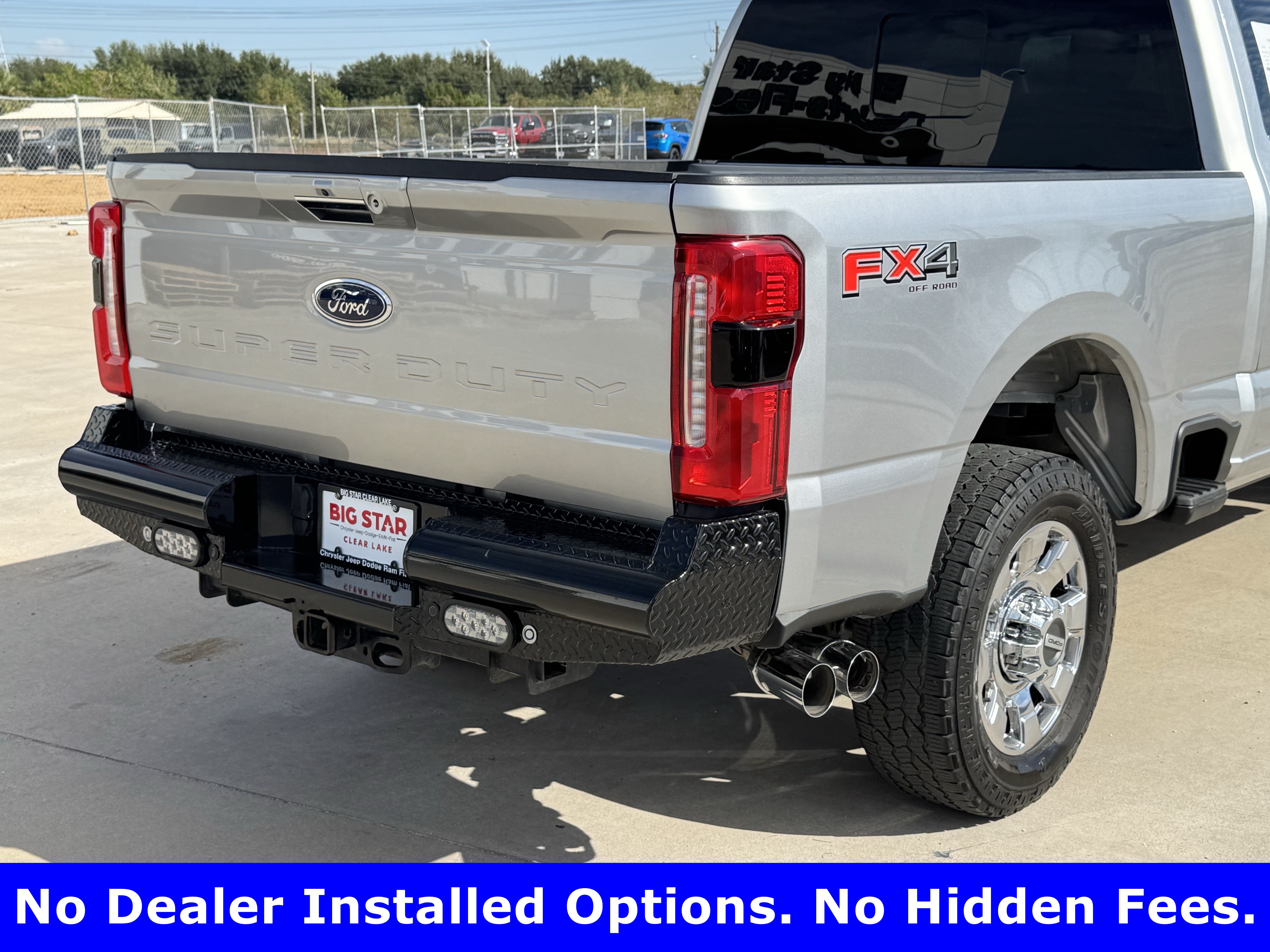 Used 2023 Ford F250 Lariat w/ Lariat Ultimate Package AWD/4WD image 7
