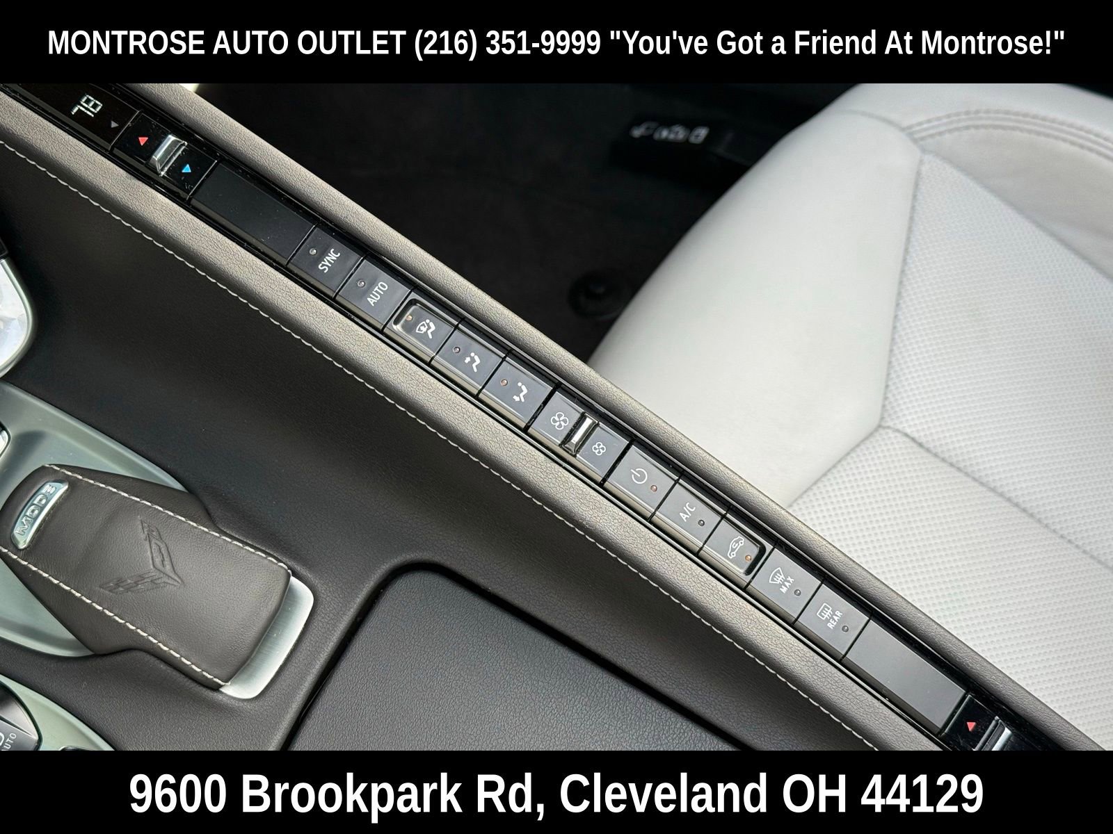 Used 2024 Chevrolet Corvette Stingray Coupe w/ 1LT image 19