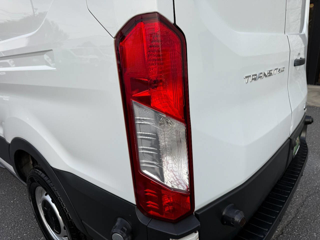 Used 2017 Ford Transit 250 148 Medium Roof image 40