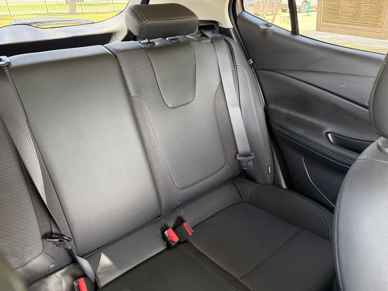 Used 2025 Buick Encore GX Preferred FWD image 37
