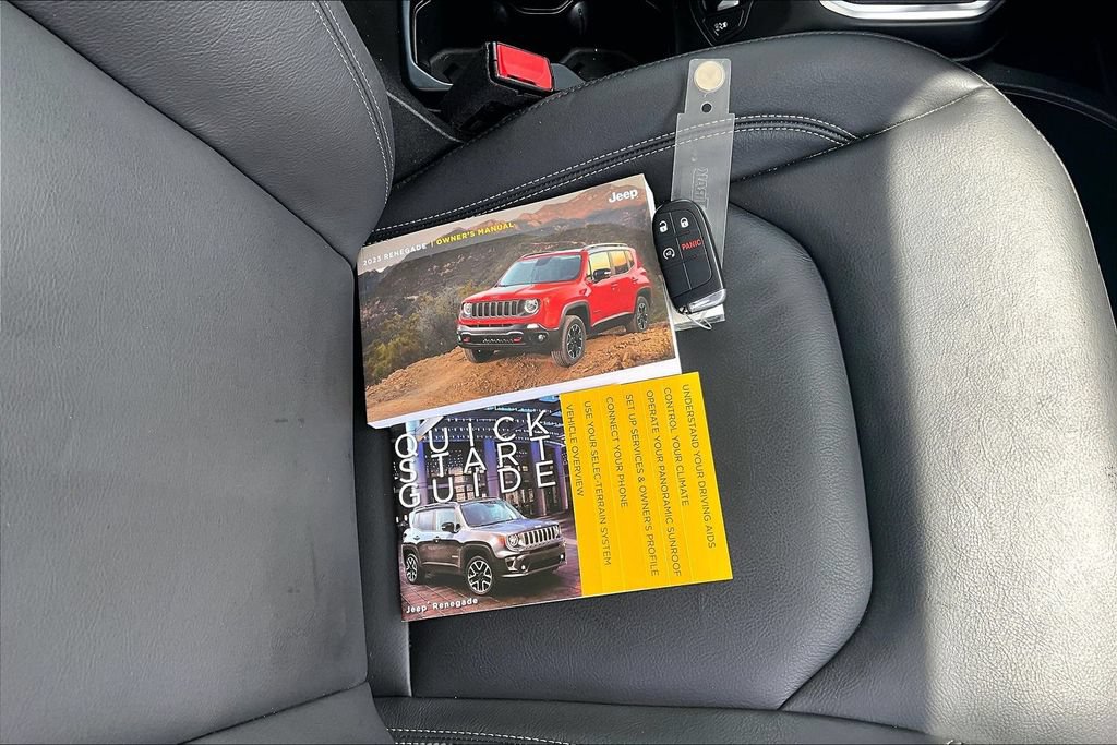 Used 2023 Jeep Renegade Limited w/ Sun/Sound Group AWD/4WD image 13