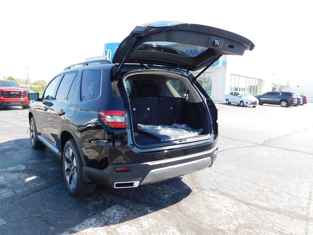 New 2026 Honda Pilot Touring image 26