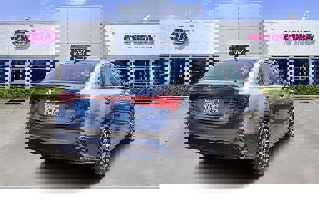 Certified 2023 Kia Forte LXS w/ LXS Technology Package image 4