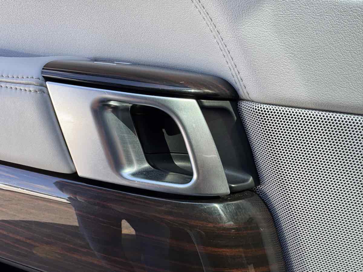 Used 2017 Land Rover Range Rover Supercharged image 58