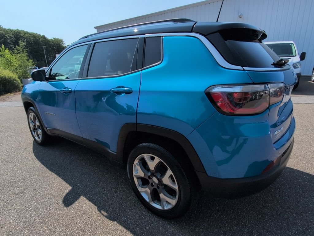 Used 2017 Jeep Compass Limited AWD/4WD image 4