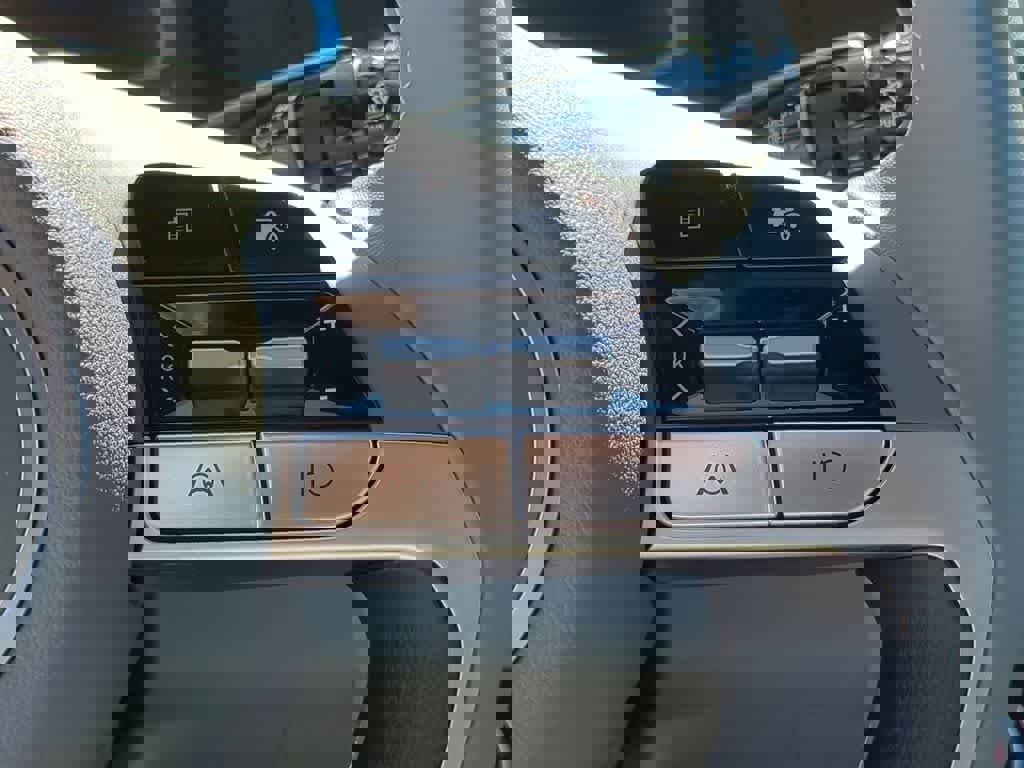 New 2026 Hyundai Elantra Sport image 25