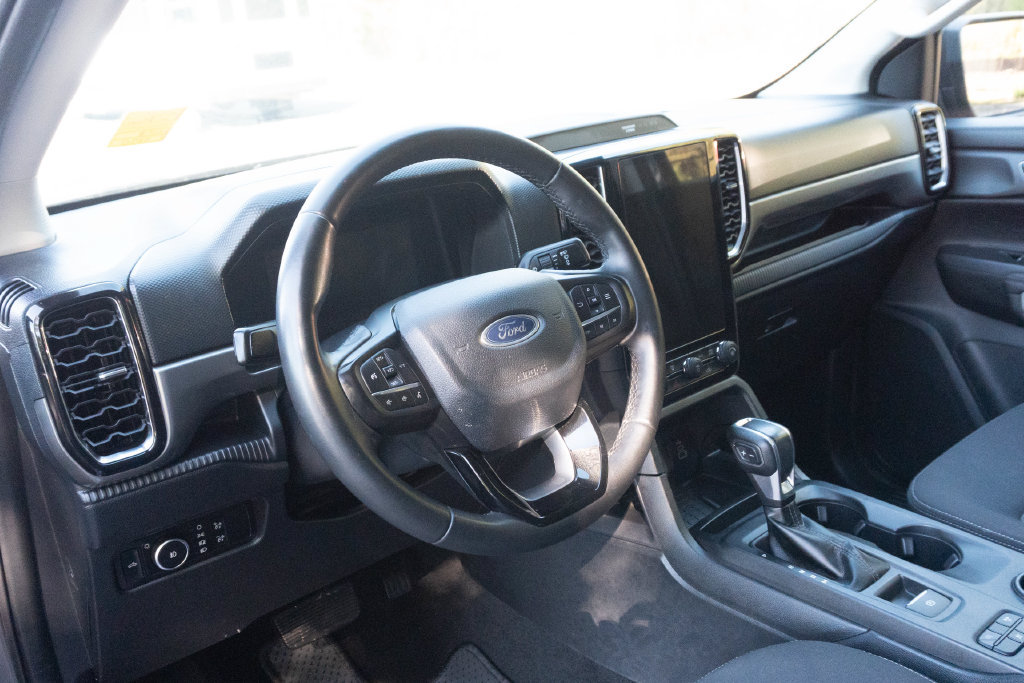 Used 2024 Ford Ranger XLT w/ Trailer Tow Package RWD image 16