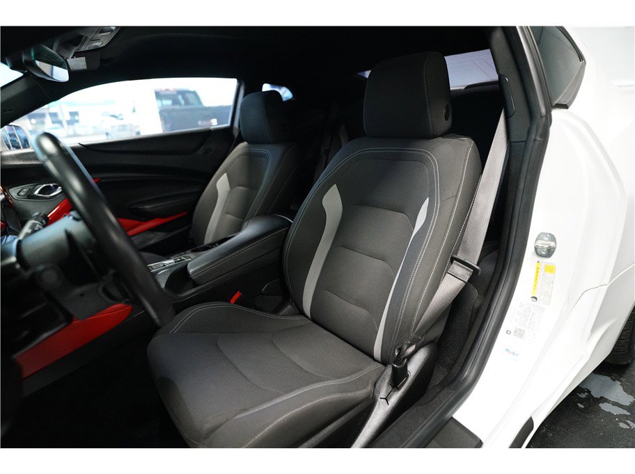 Used 2019 Chevrolet Camaro SS image 11