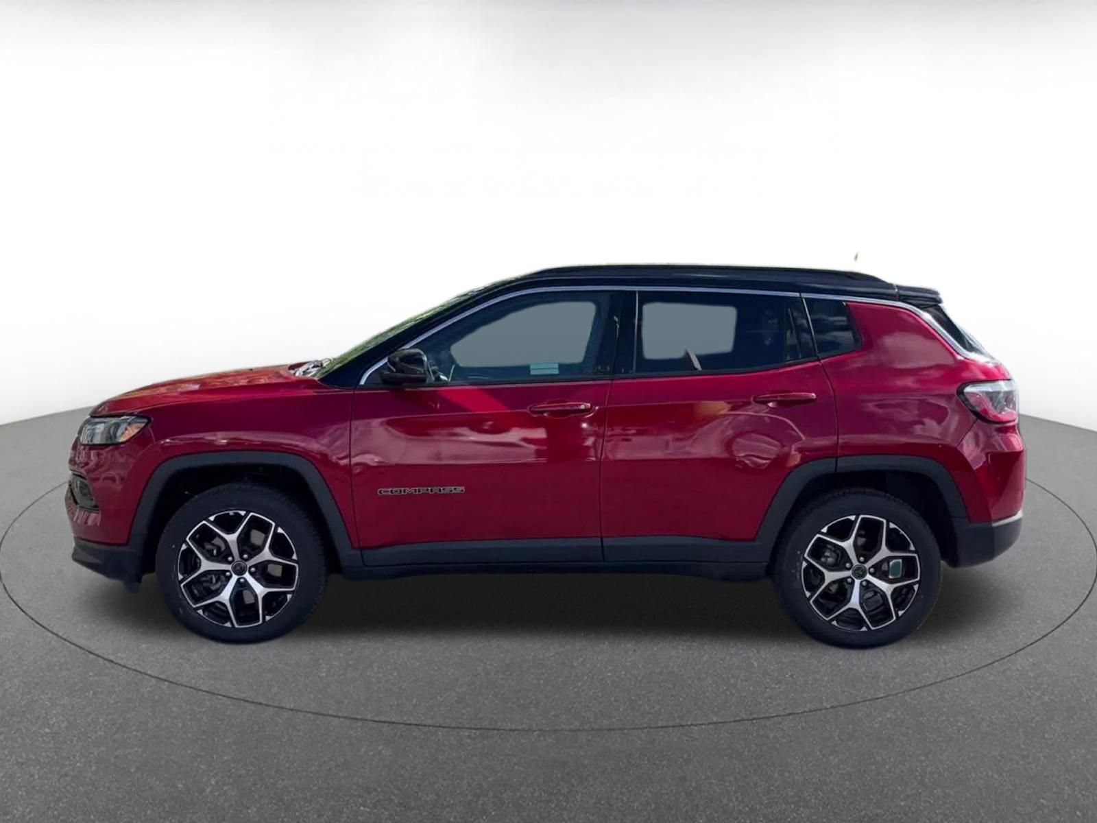 Used 2025 Jeep Compass Limited AWD/4WD image 9