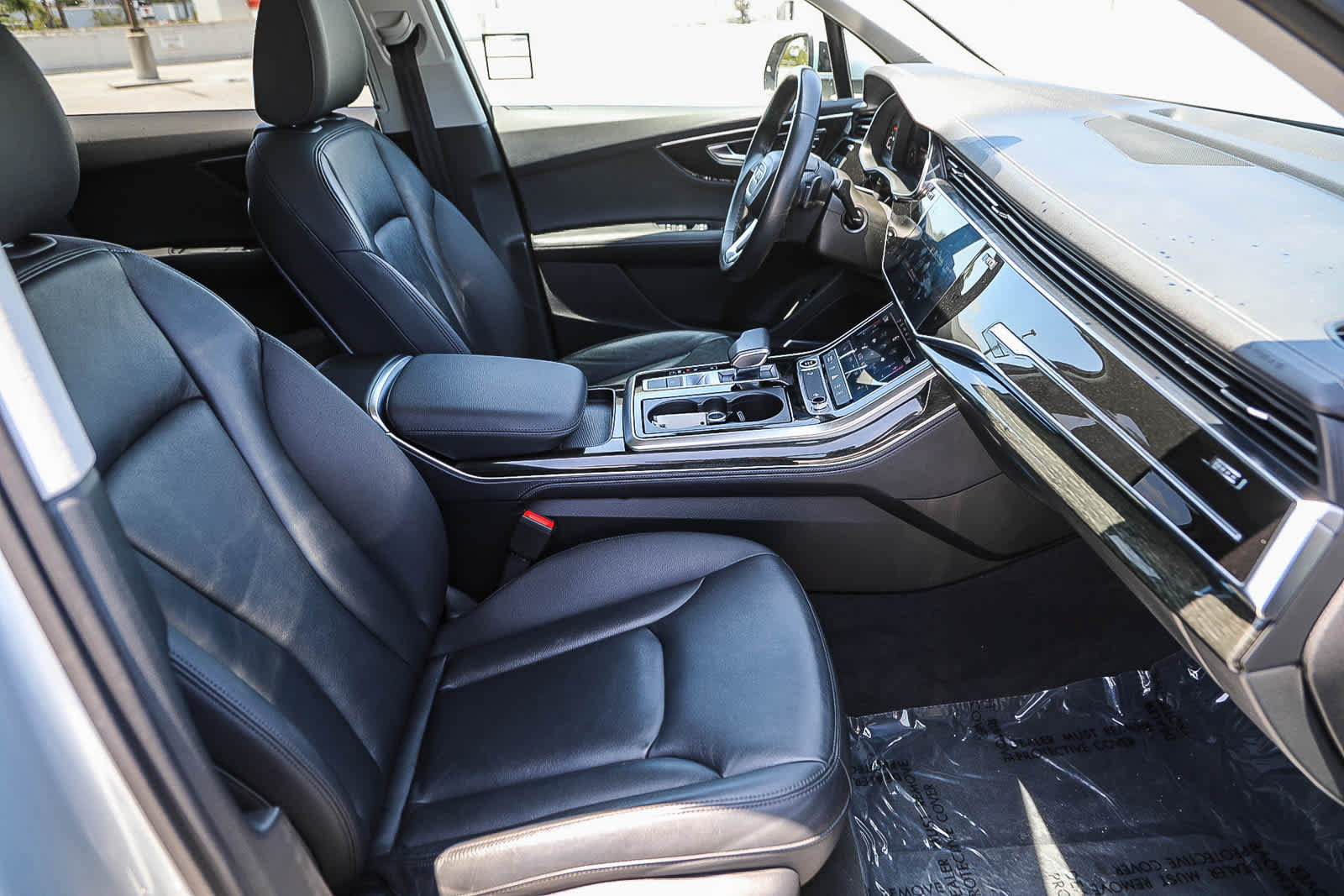 Used 2023 Audi Q7 3.0T Premium Plus AWD/4WD image 16
