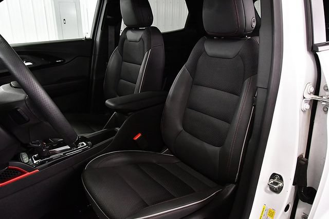 Used 2023 Chevrolet TrailBlazer RS w/ Convenience Package AWD/4WD image 29