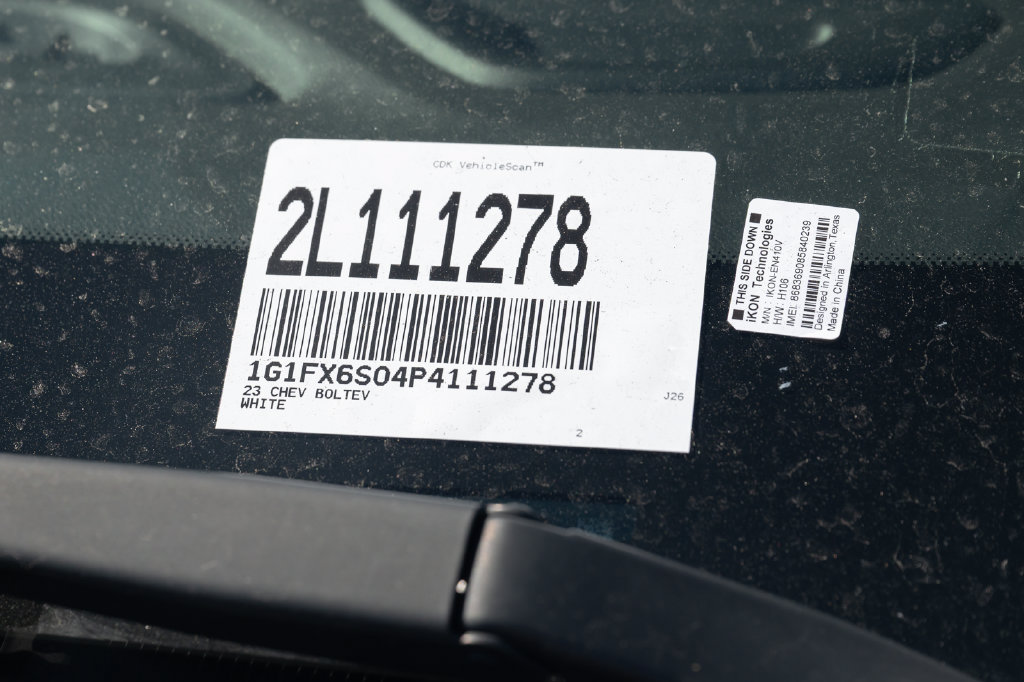 Used 2023 Chevrolet Bolt LT FWD image 42