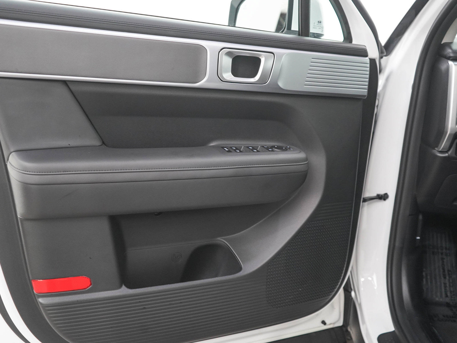 Used 2026 Hyundai Santa Fe SEL AWD/4WD image 19