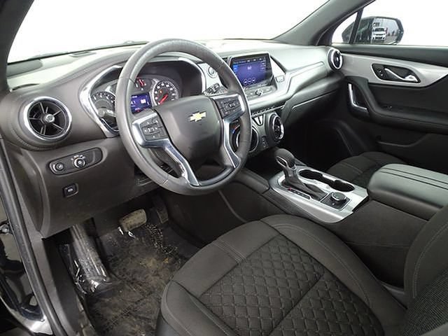 Used 2022 Chevrolet Blazer LT FWD image 19