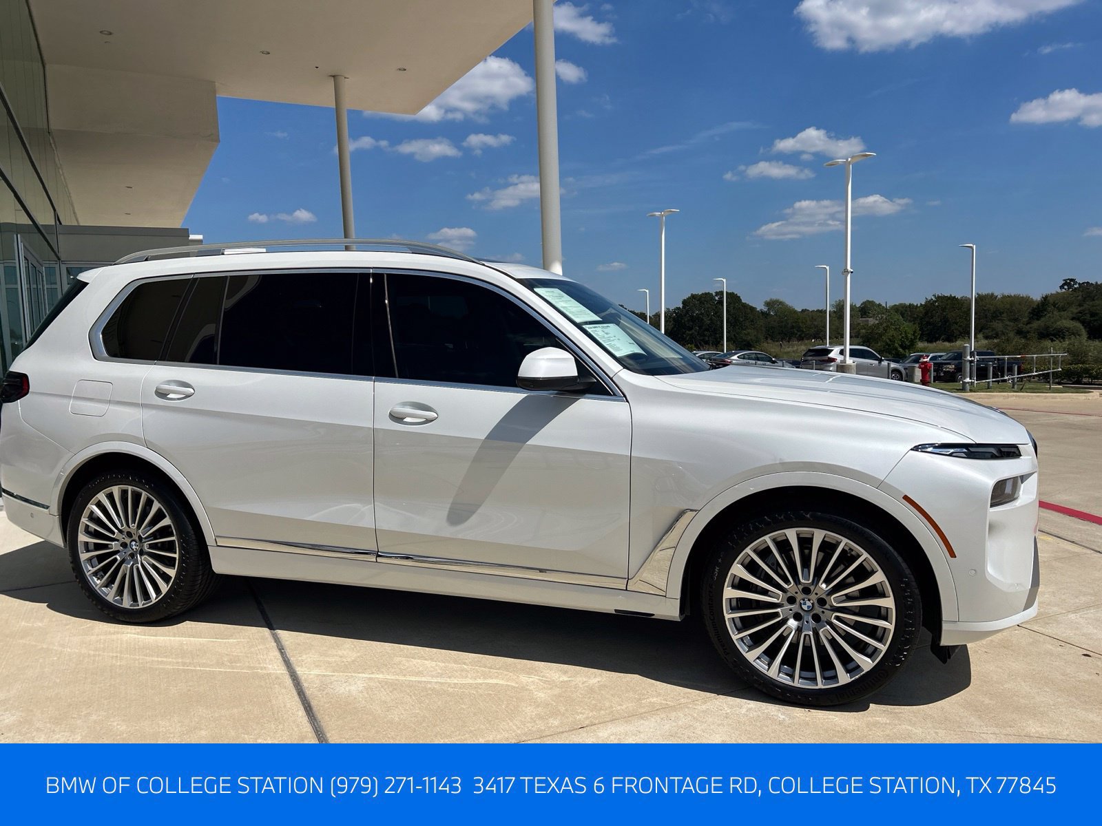 Certified 2024 BMW X7 xDrive40i AWD/4WD image 11