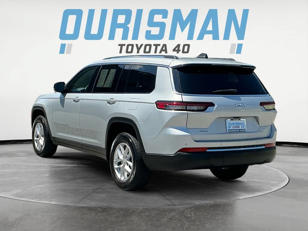 Used 2023 Jeep Grand Cherokee L Laredo AWD/4WD image 5
