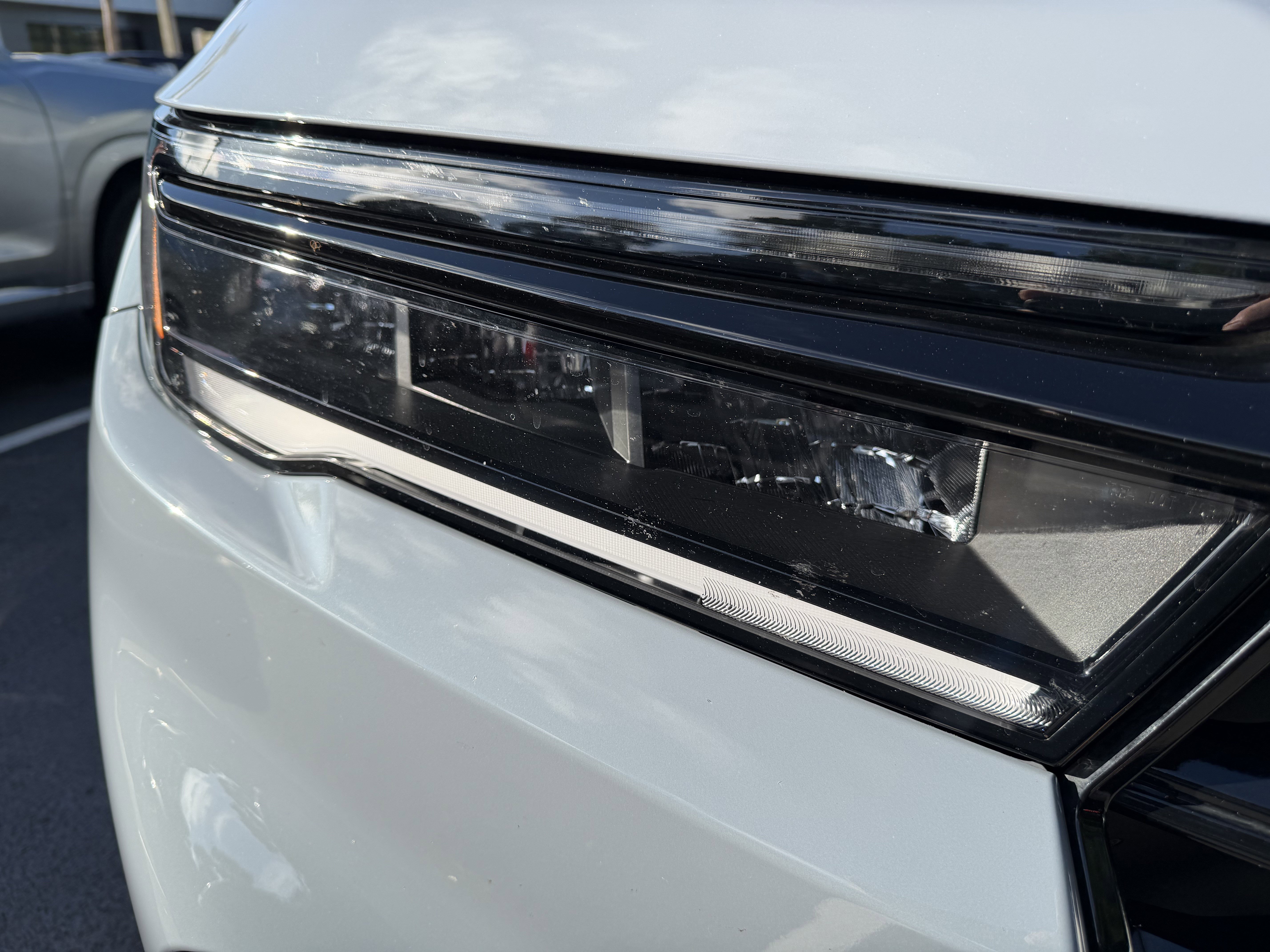 Used 2025 Honda Pilot TrailSport image 12