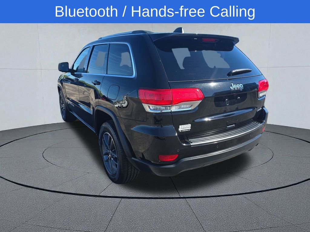 Used 2018 Jeep Grand Cherokee Laredo image 3