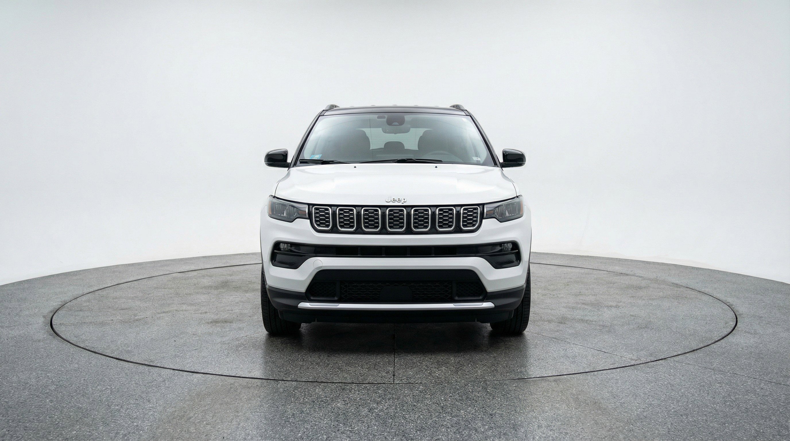 Used 2025 Jeep Compass Limited AWD/4WD image 2